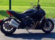 Ducati Diavel Black Carbon with Extras 2011